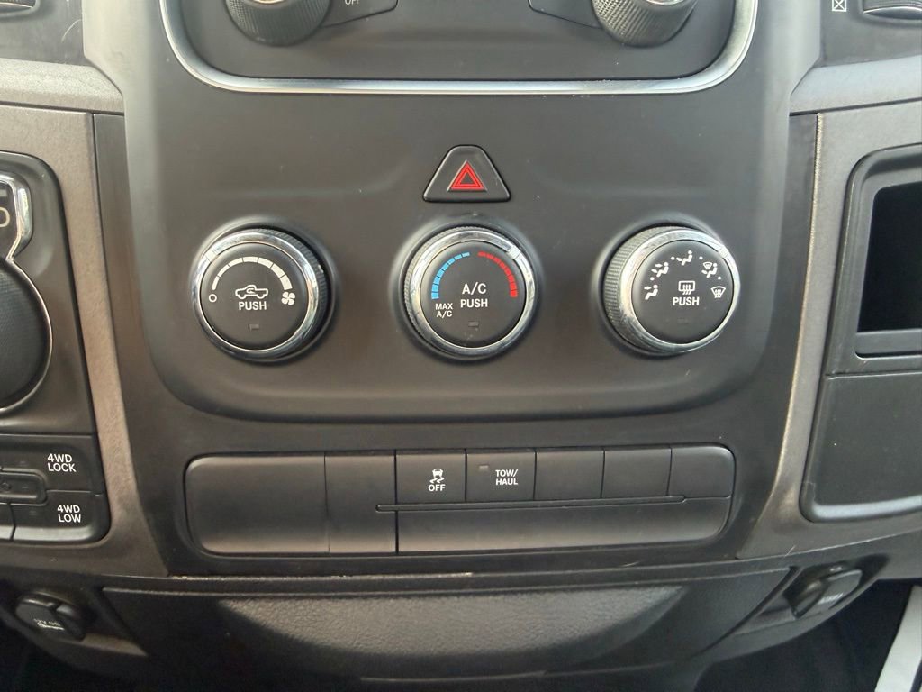 Used 2017 RAM 1500 Express image 22