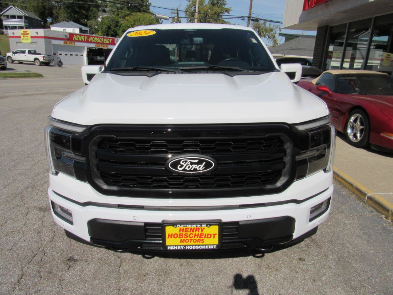 Used 2024 Ford F150 Lariat AWD/4WD image 2
