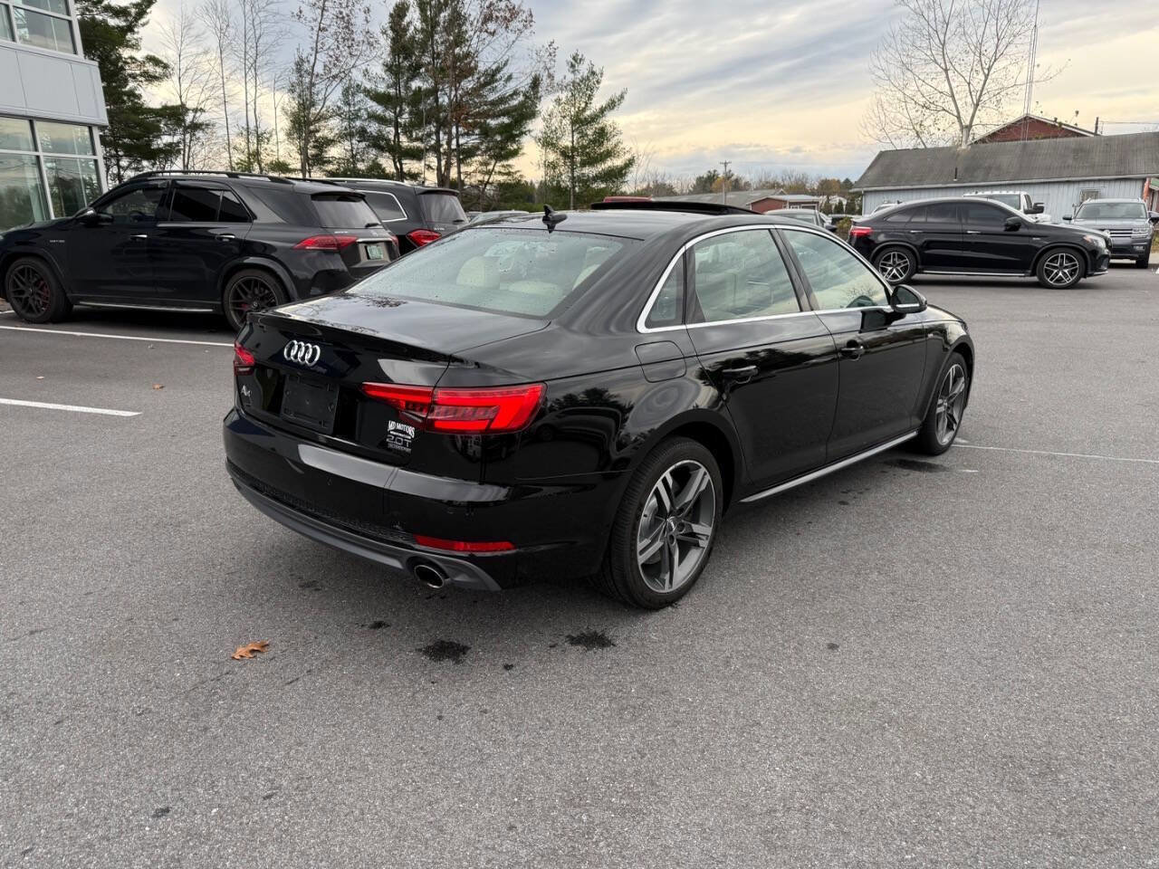 Used 2017 Audi A4 2.0T Premium Plus image 4
