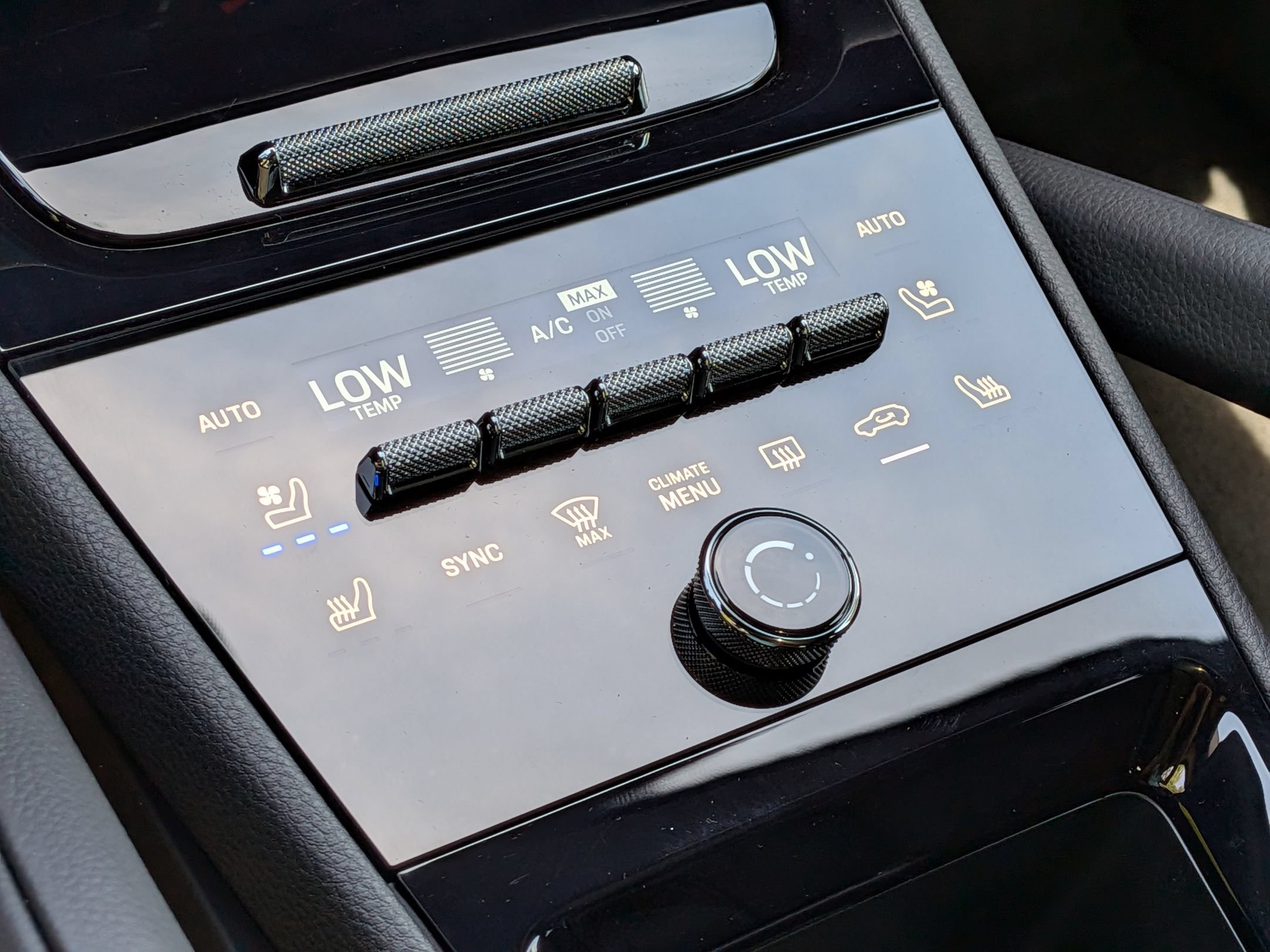 New 2026 Porsche Cayenne AWD/4WD image 18