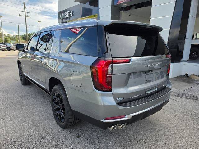 New 2026 GMC Yukon XL Denali w/ Sun & Power Step Package AWD/4WD image 3