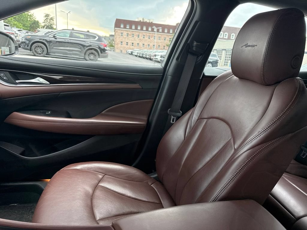 Used 2019 Buick LaCrosse Avenir w/ Driver Confidence Package II AWD/4WD image 28