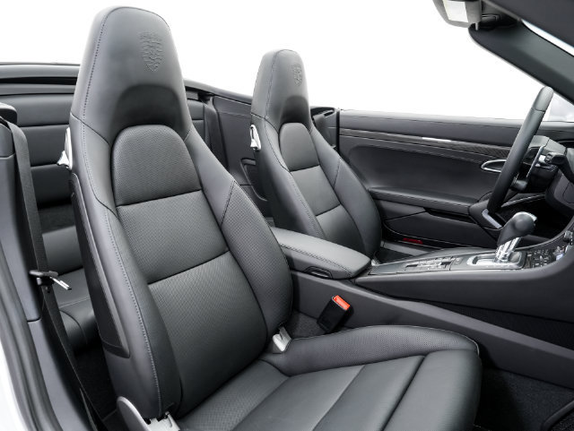 Certified 2019 Porsche 911 Turbo AWD/4WD image 27