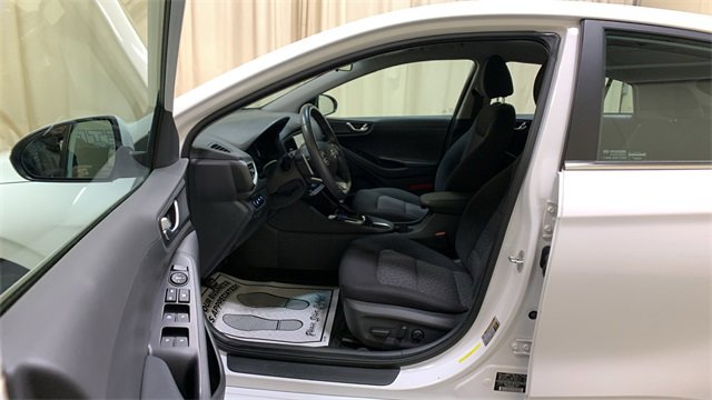 Used 2019 Hyundai Ioniq SEL image 25