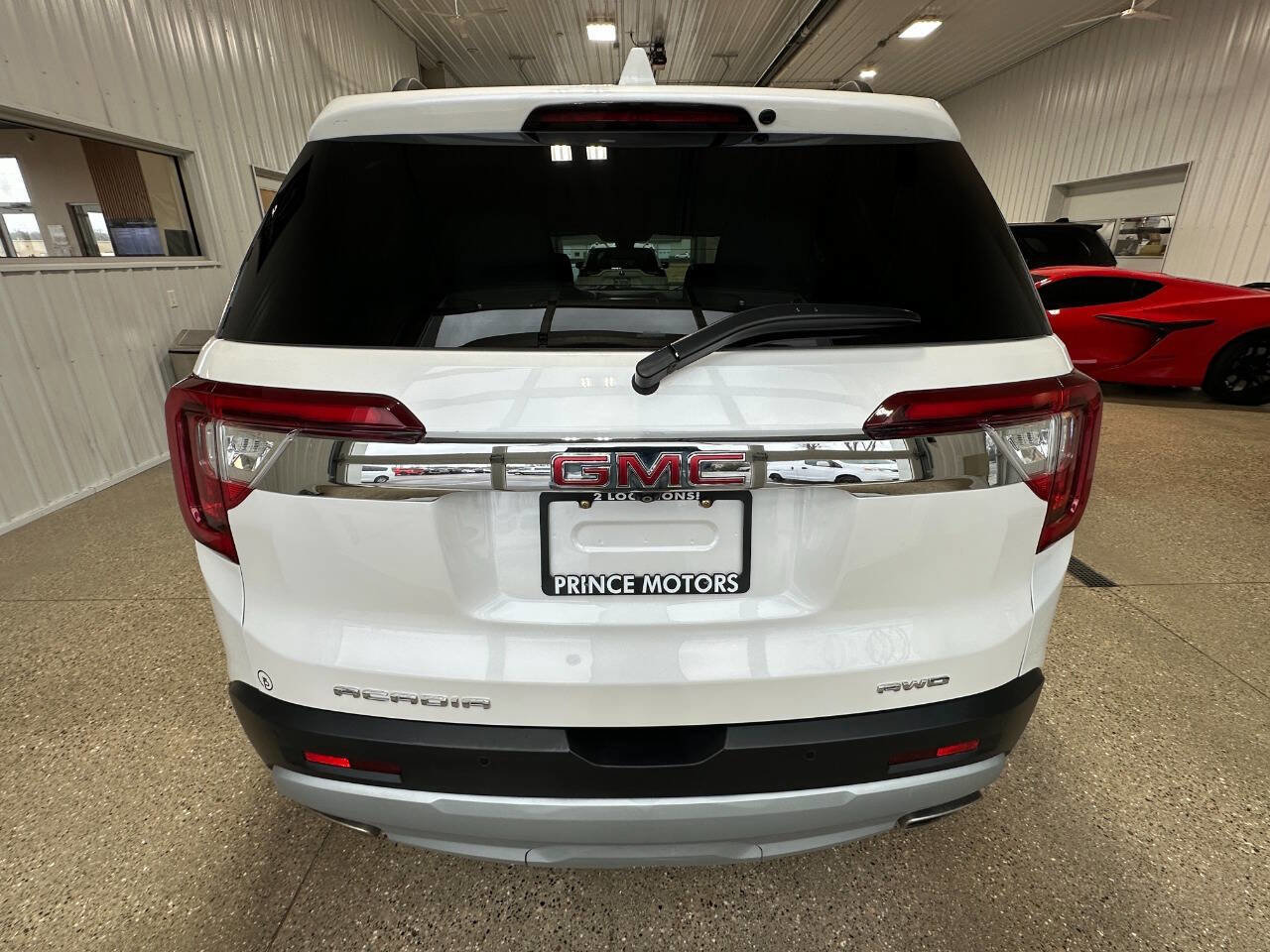 Used 2021 GMC Acadia SLT image 10