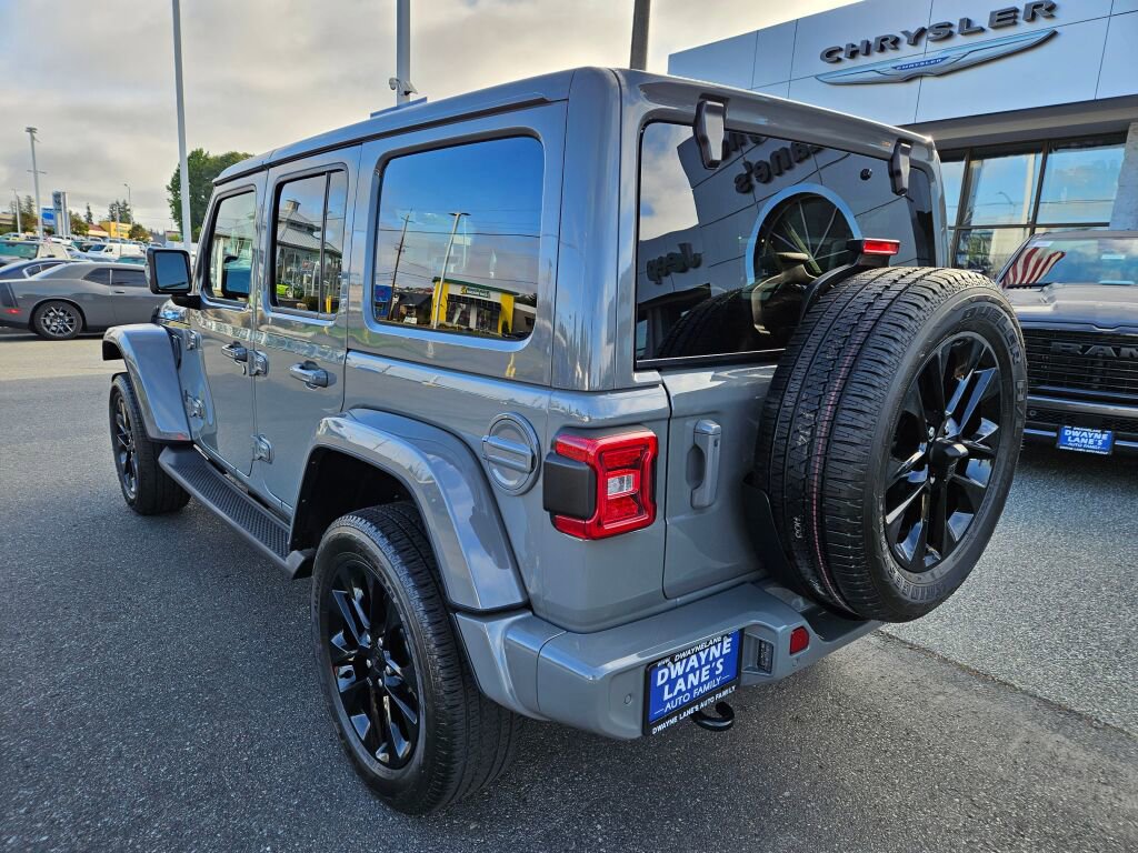 Used 2022 Jeep Wrangler Unlimited Sahara image 7