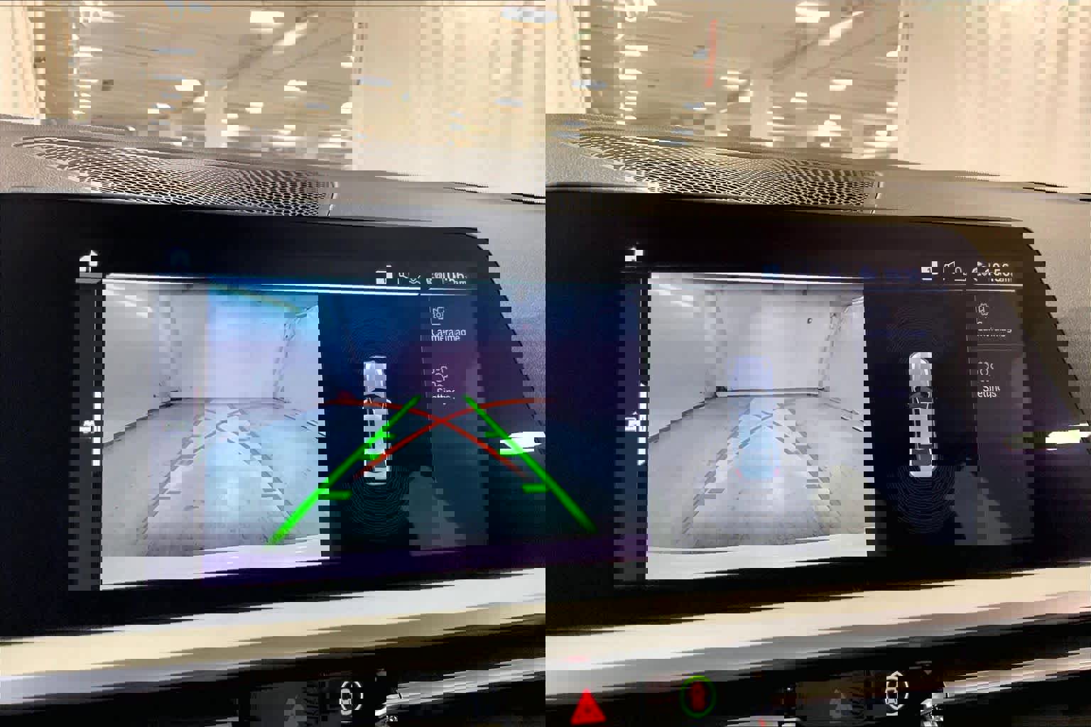 Used 2019 BMW 330i xDrive Sedan w/ Convenience Package image 26