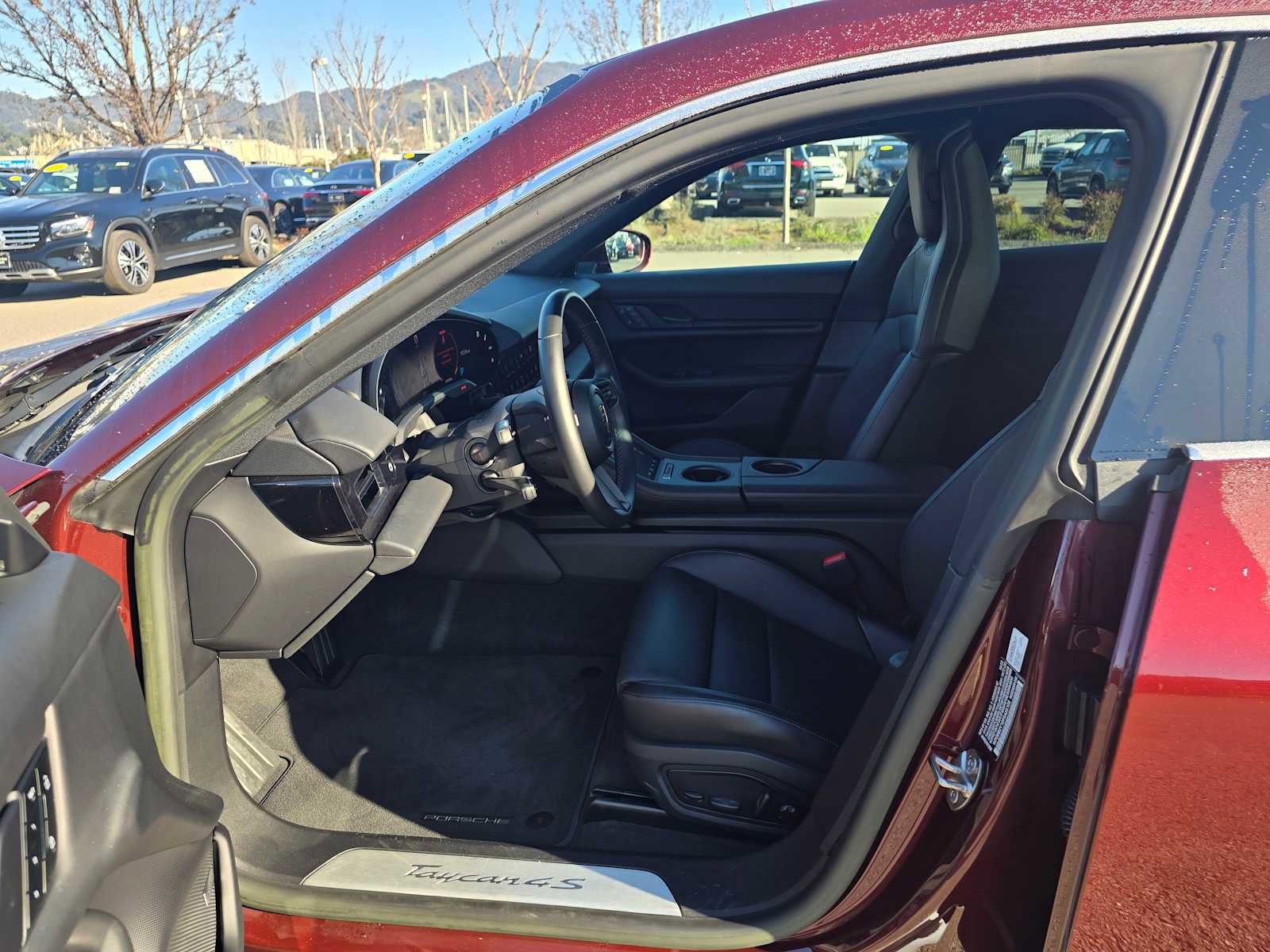 Used 2023 Porsche Taycan 4S w/ Technology Package image 22