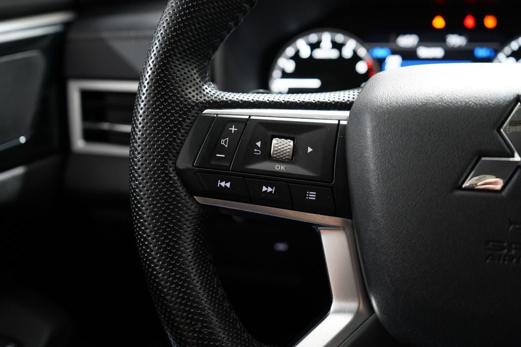 Used 2023 Mitsubishi Outlander SE FWD image 14