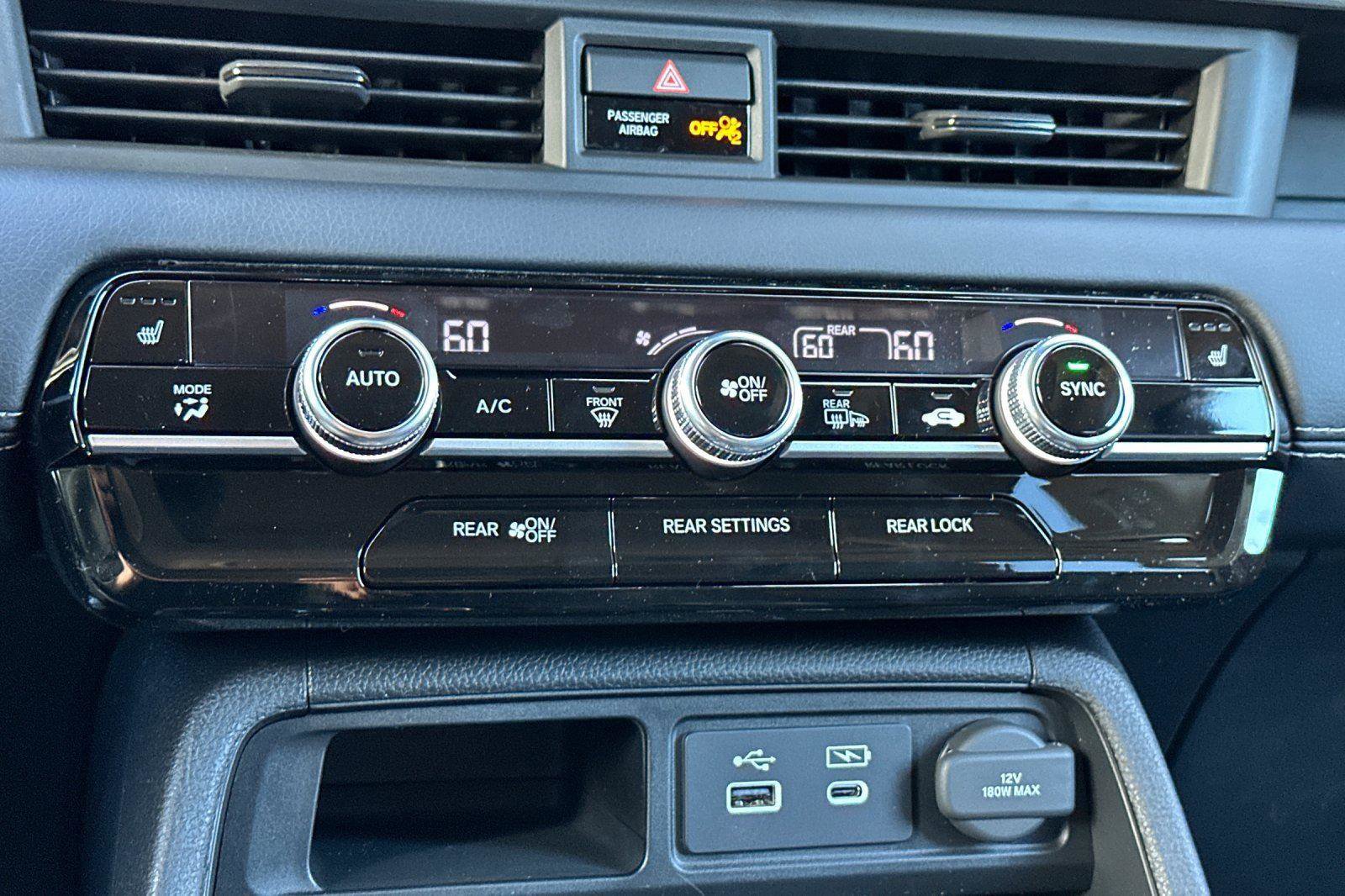 New 2025 Honda Pilot Touring image 19