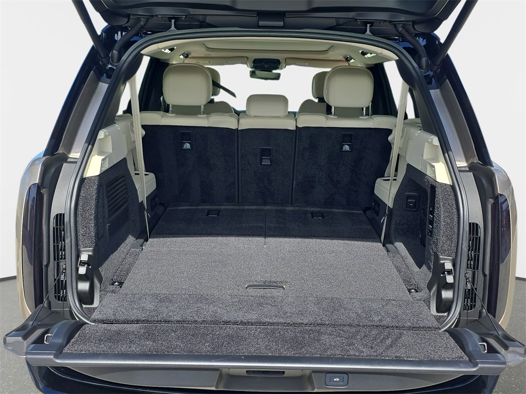 Certified 2024 Land Rover Range Rover Long Wheelbase SE image 13