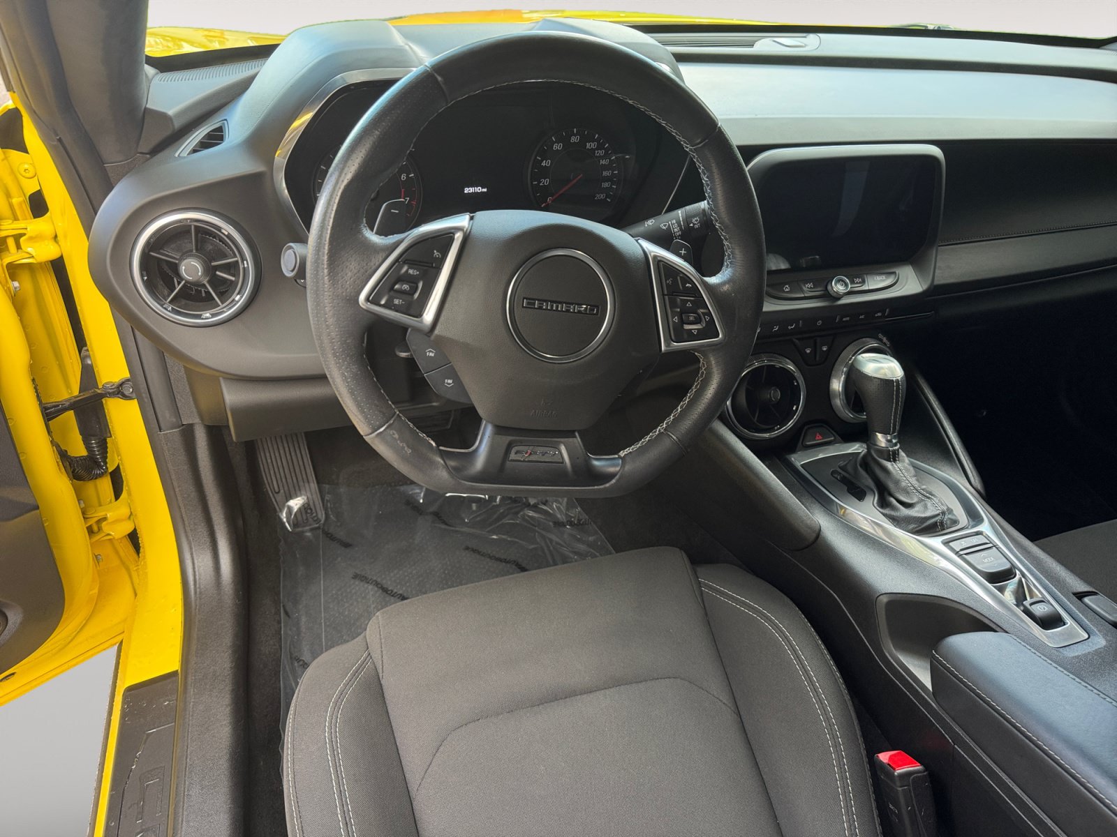Used 2017 Chevrolet Camaro SS RWD image 11