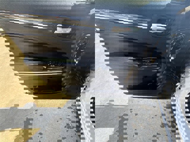 Used 2021 Chrysler 300 Touring w/ Sport Appearance Package image 13