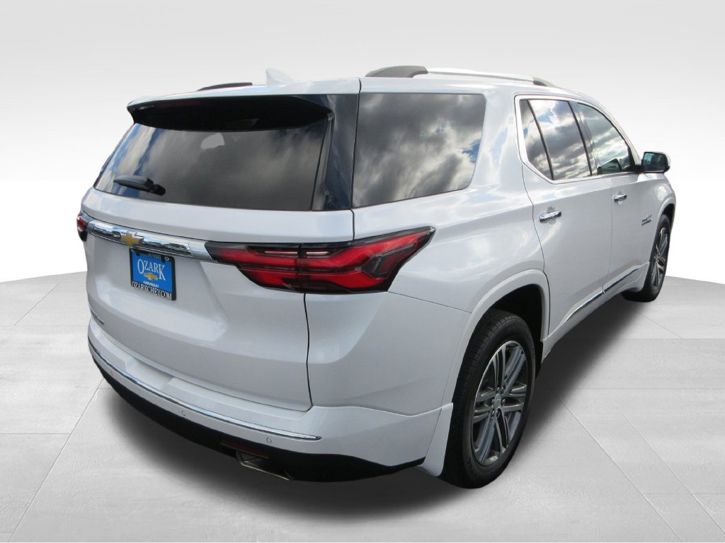 Used 2023 Chevrolet Traverse High Country AWD/4WD image 5