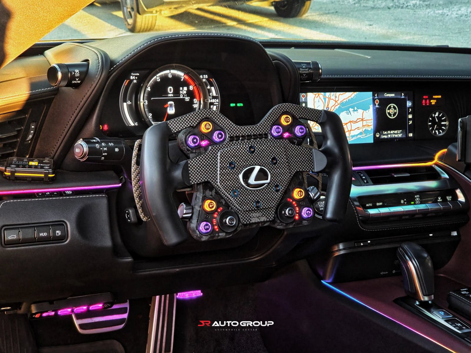 Used 2018 Lexus LC 500 Coupe w/ Touring Package RWD image 32