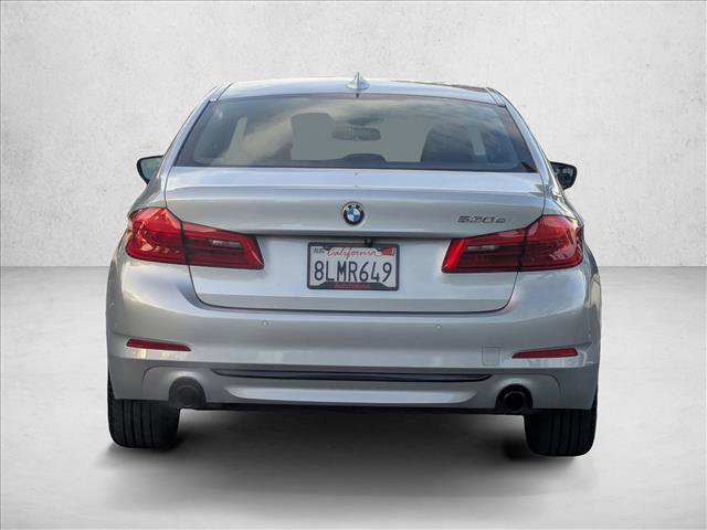 Used 2019 BMW 530e w/ Premium Package image 7