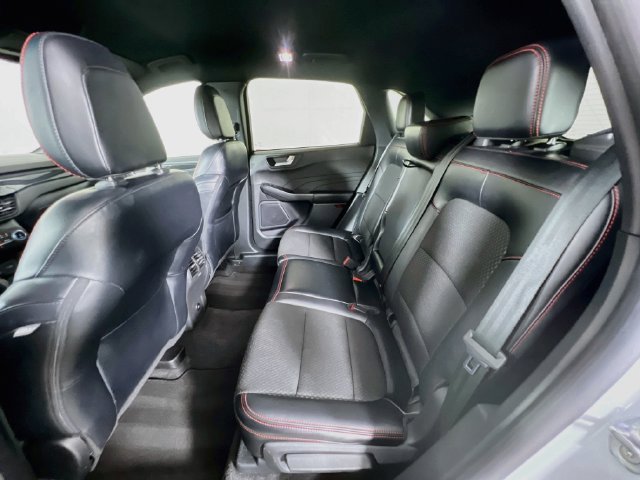 Used 2025 Ford Escape ST-Line AWD/4WD image 22