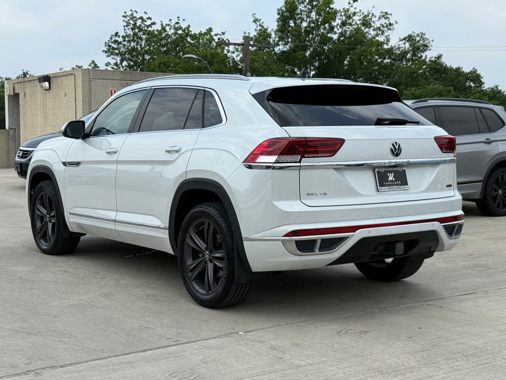 Used 2022 Volkswagen Atlas Cross Sport SEL R-Line AWD/4WD image 7