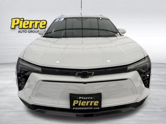 Used 2025 Chevrolet Blazer EV LT AWD/4WD image 8
