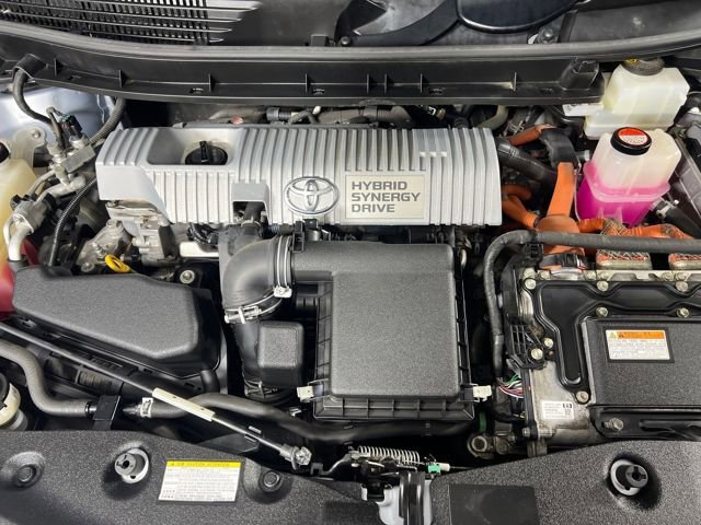 Used 2016 Toyota Prius V Five image 16