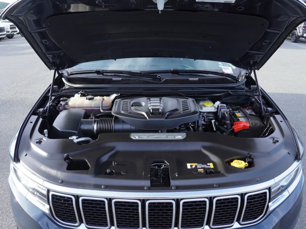 Certified 2024 Jeep Wagoneer Series II image 26