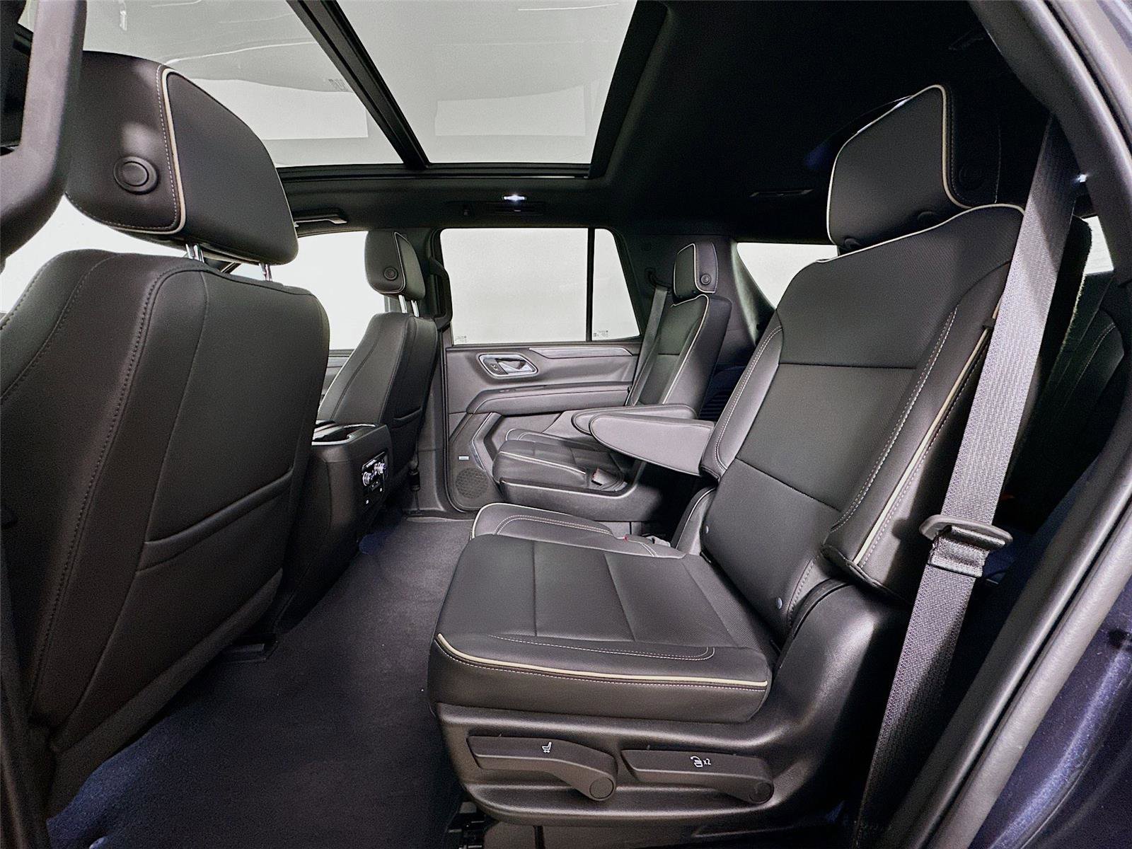 Used 2023 GMC Yukon SLT image 26