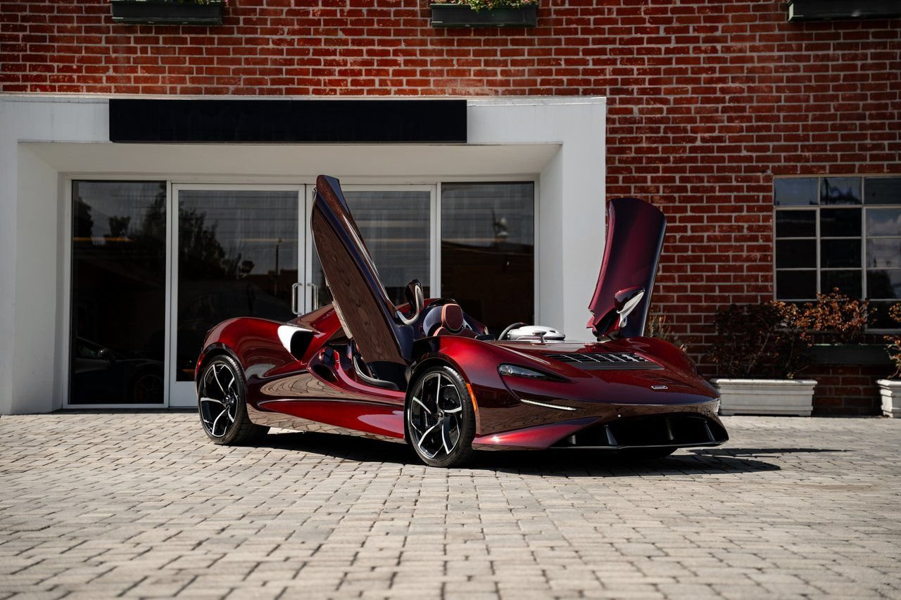 Used 2021 McLaren Elva RWD image 21