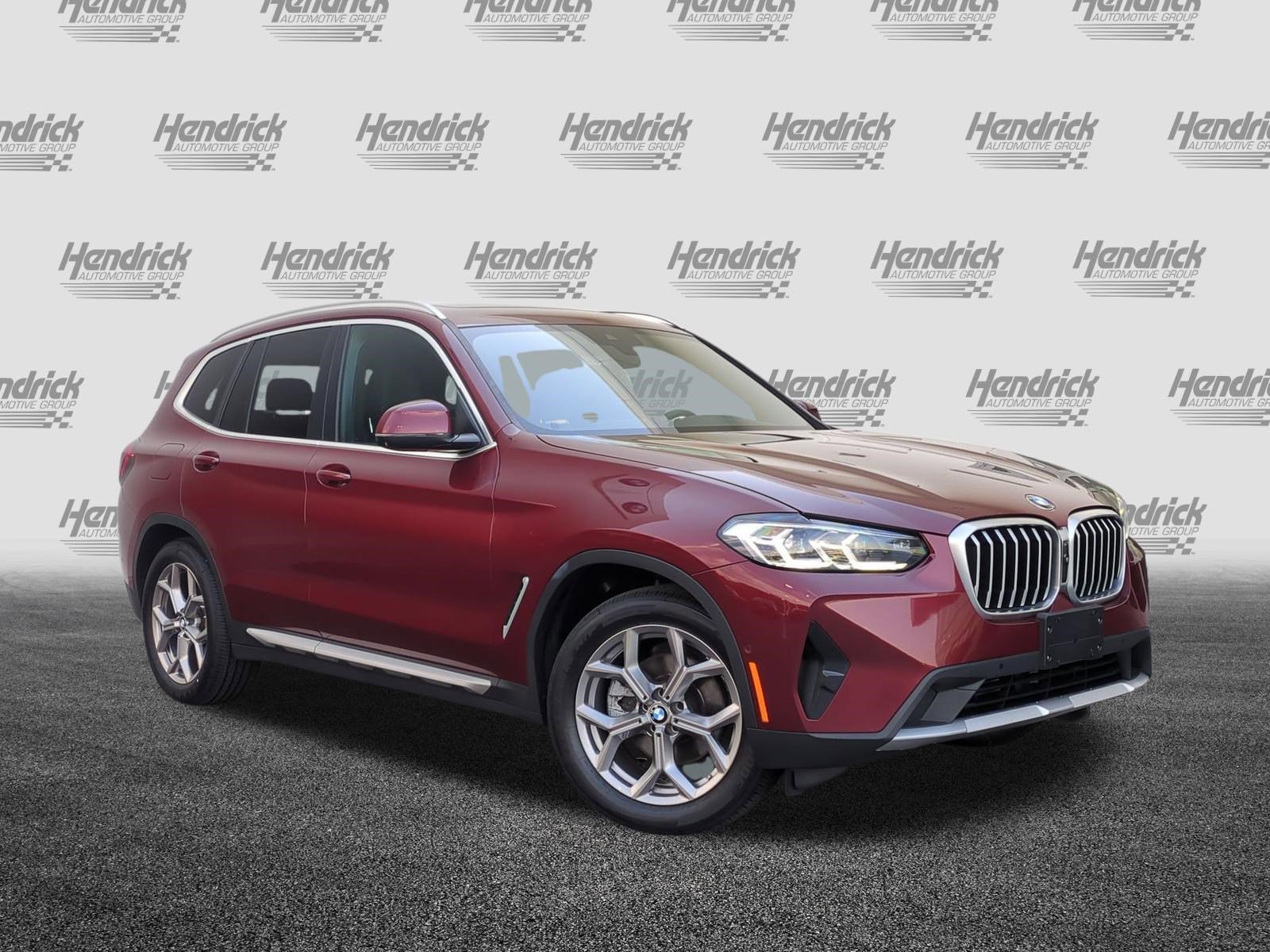 Used 2023 BMW X3 xDrive30i w/ Premium Package AWD/4WD image 2