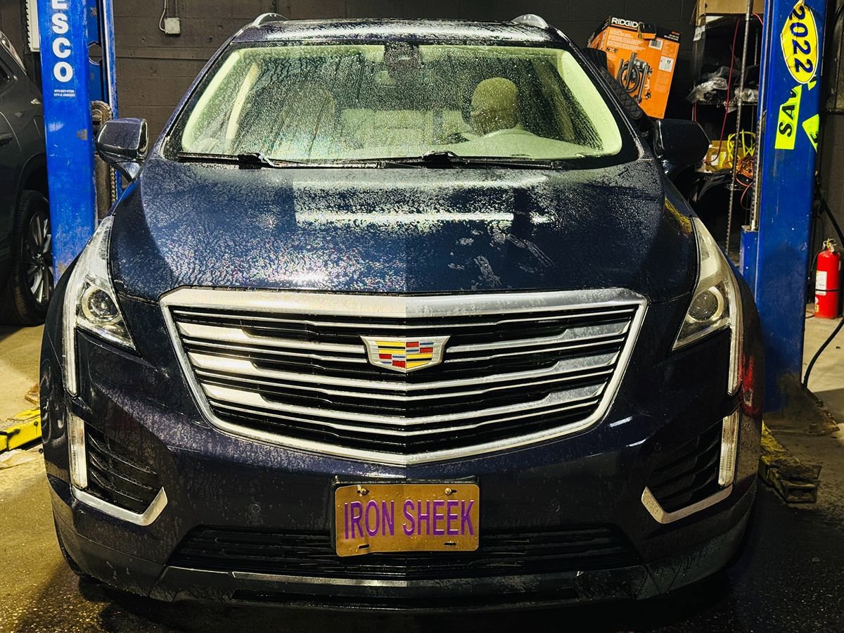 Used 2017 Cadillac XT5 Luxury w/ Driver Awareness Package FWD image 10