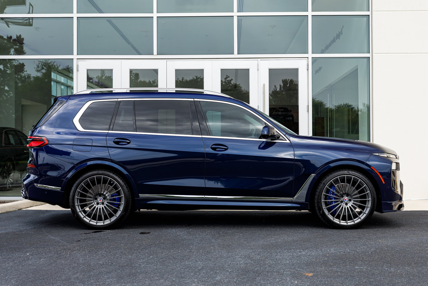 Used 2025 BMW ALPINA XB7 AWD/4WD image 20