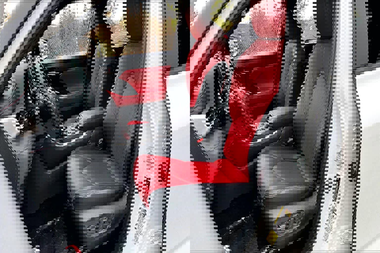 Used 2023 Toyota Highlander XSE image 7