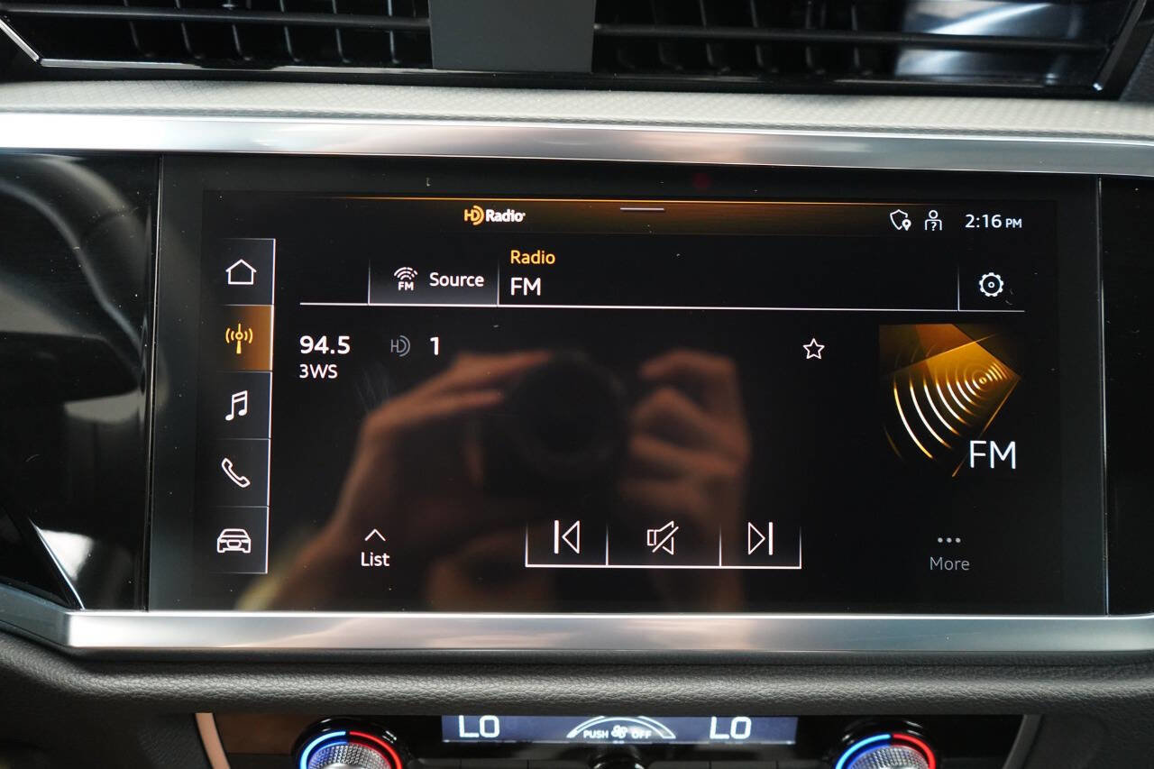 Used 2024 Audi Q3 2.0T Premium Plus w/ Premium Plus Package image 75