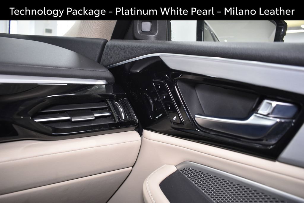 Used 2022 Acura MDX SH-AWD w/ Technology Package image 34