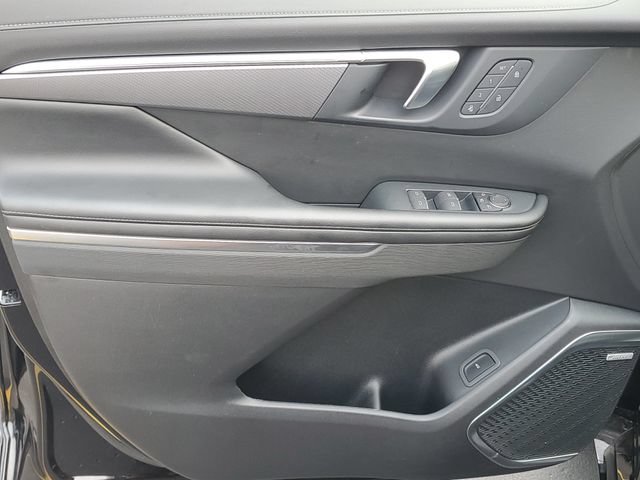 Certified 2025 Buick Enclave Sport Touring w/ Power Package FWD image 15