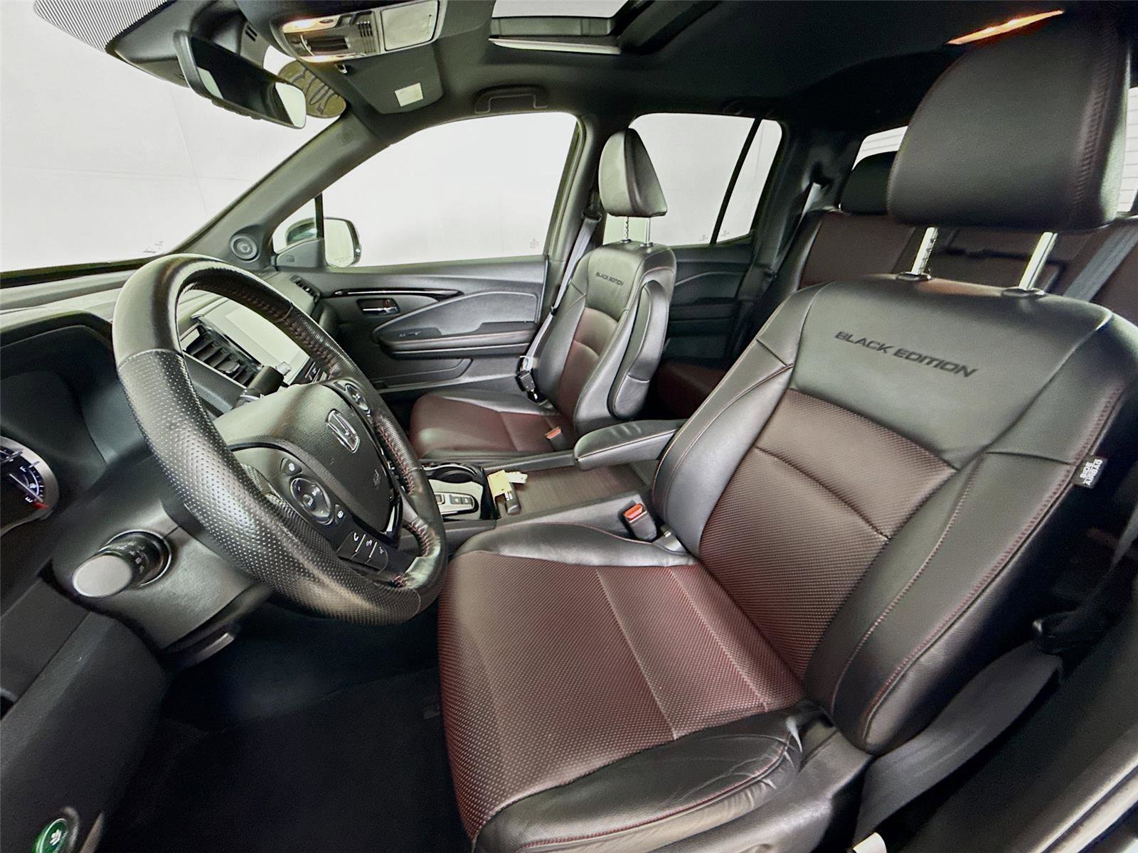 Used 2023 Honda Ridgeline Black Edition image 11