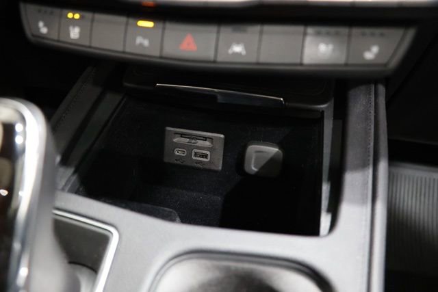 Used 2020 Cadillac XT4 Sport AWD/4WD image 28