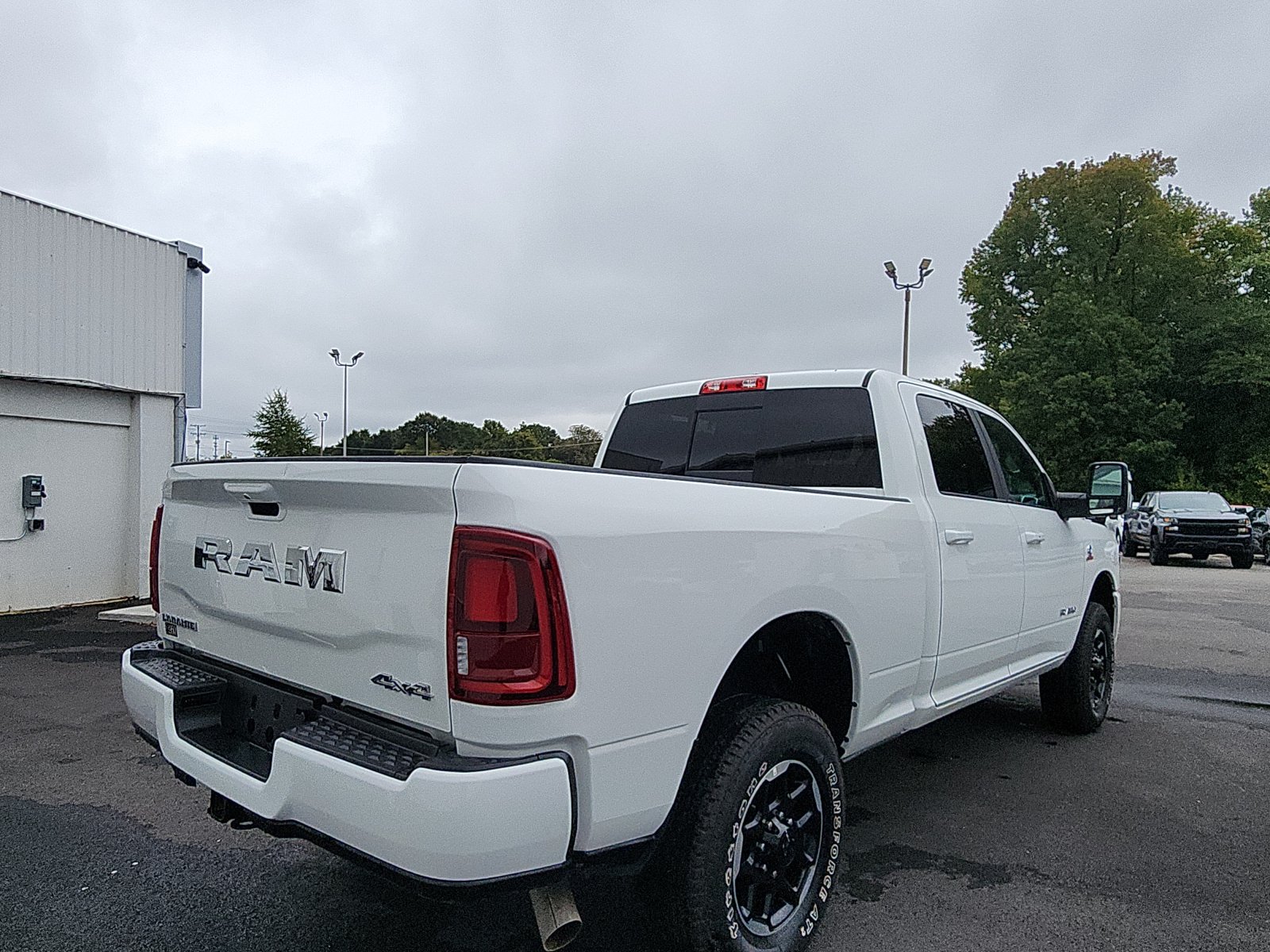Used 2026 RAM 2500 Laramie AWD/4WD image 5