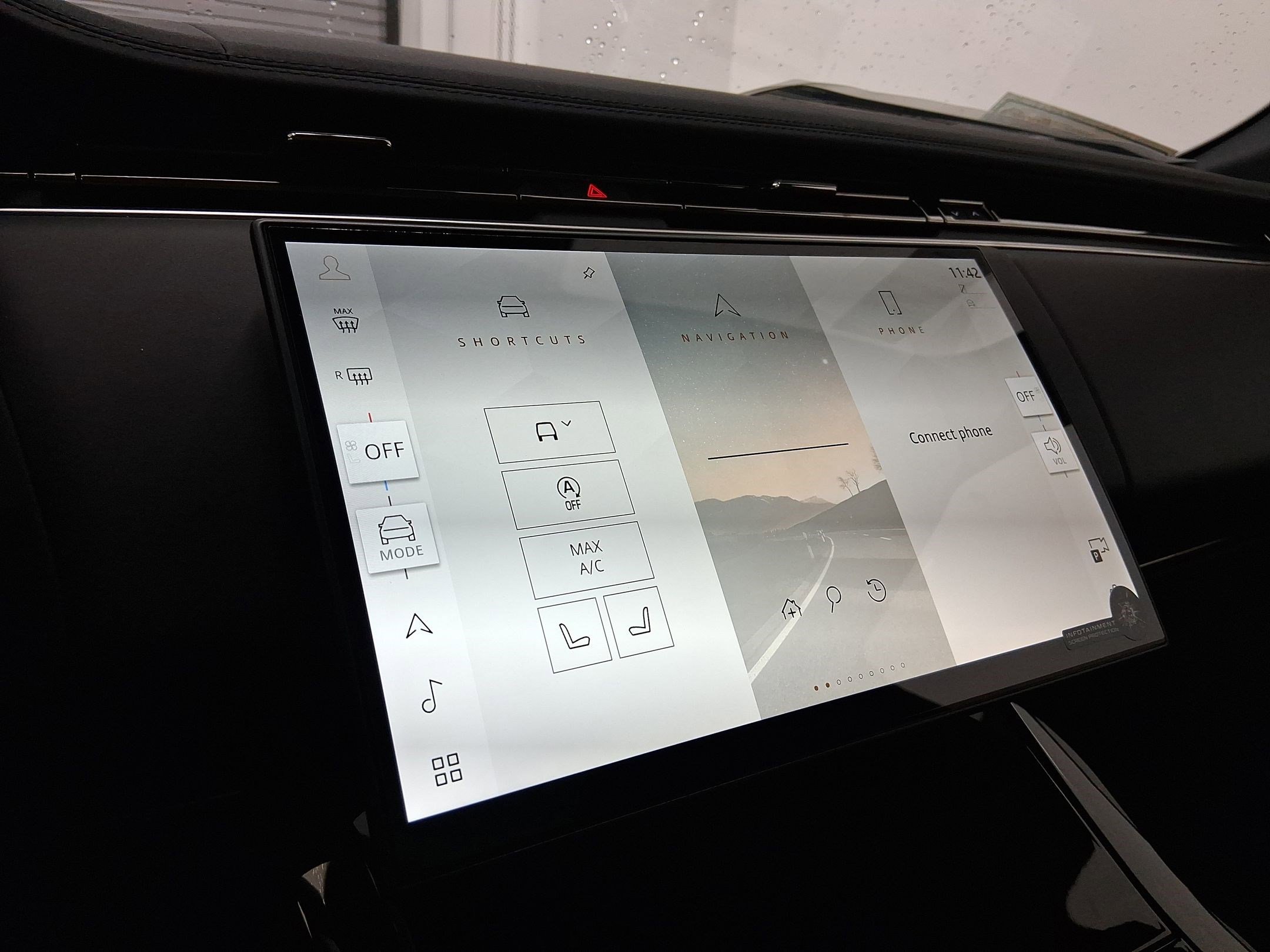 New 2025 Land Rover Range Rover Sport Dynamic SE image 23