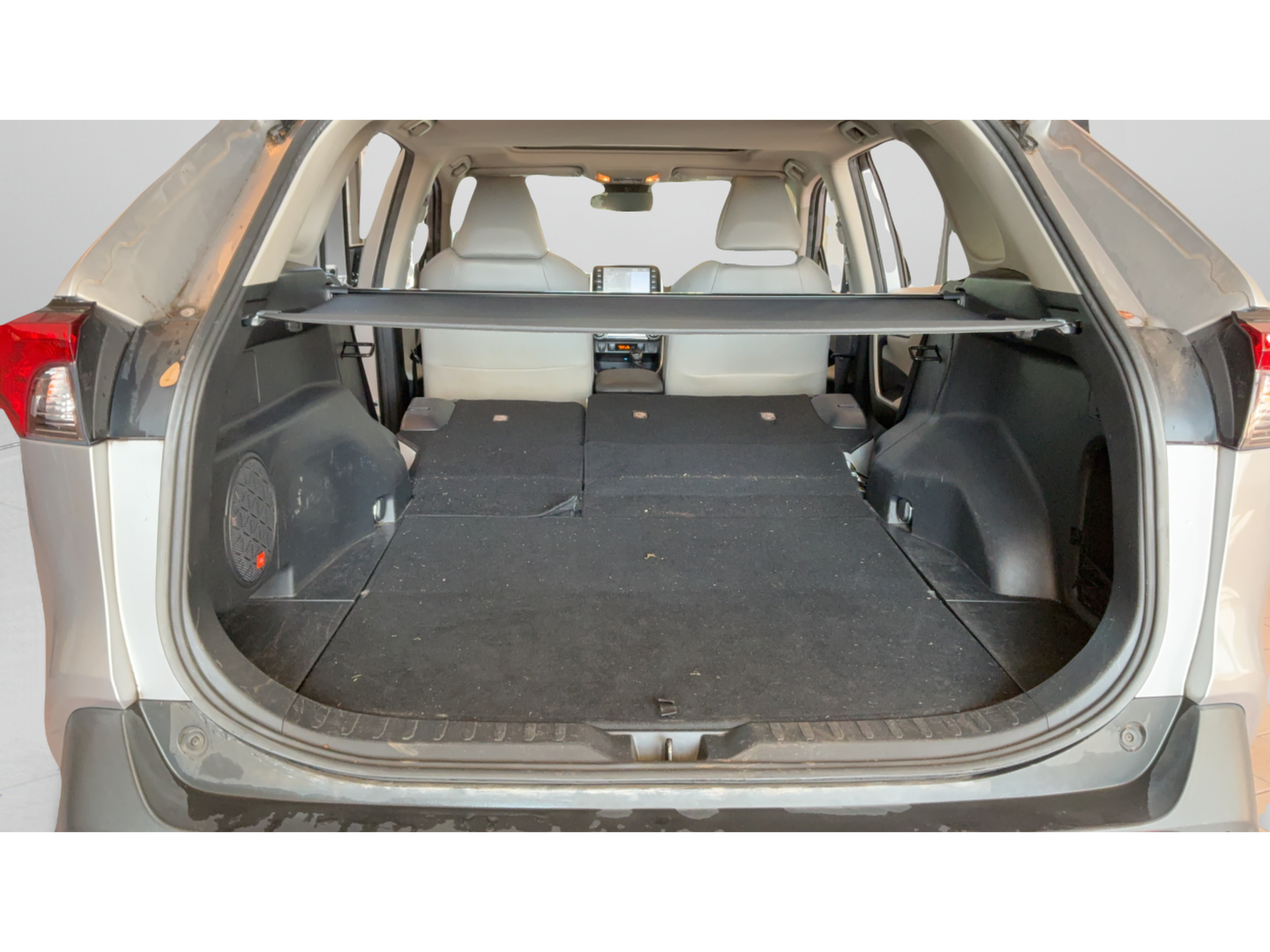 Used 2020 Toyota RAV4 Limited FWD image 36