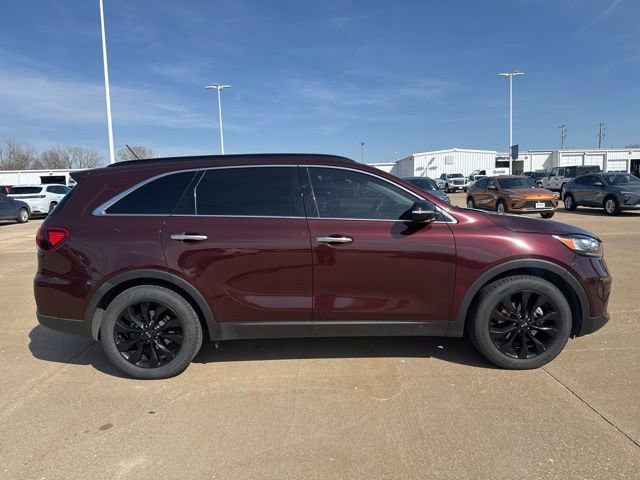 Used 2019 Kia Sorento S image 2