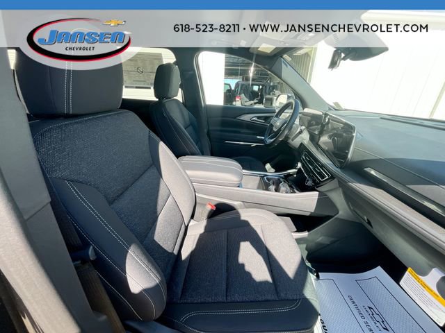 New 2026 Chevrolet Traverse LT w/ Sun and Wheel Package FWD image 28