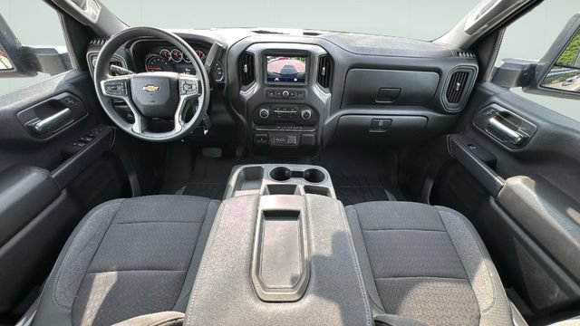 Used 2022 Chevrolet Silverado 2500 Custom w/ Custom Convenience Package AWD/4WD image 12