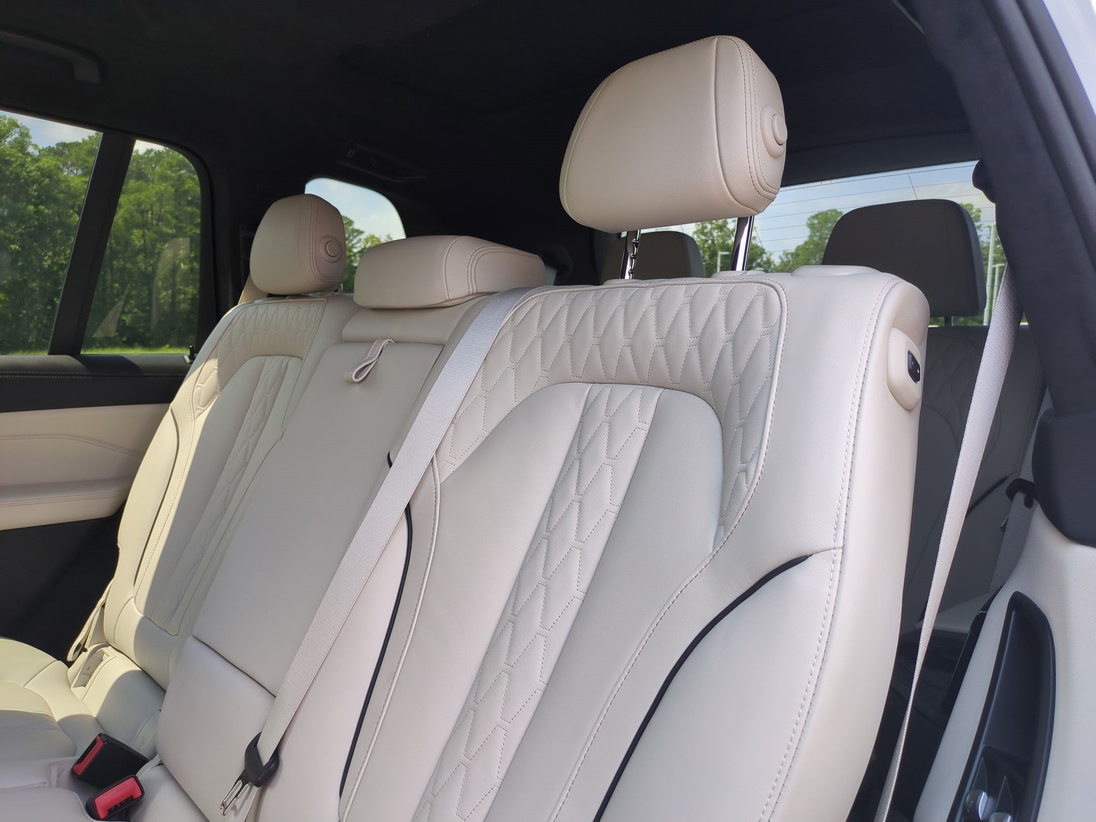 Certified 2025 BMW X7 xDrive40i w/ Executive Package AWD/4WD image 31