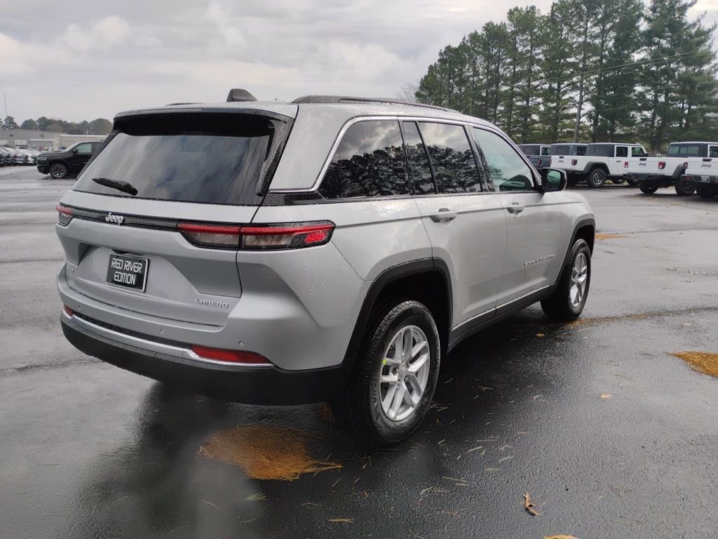 New 2025 Jeep Grand Cherokee 4WD image 5