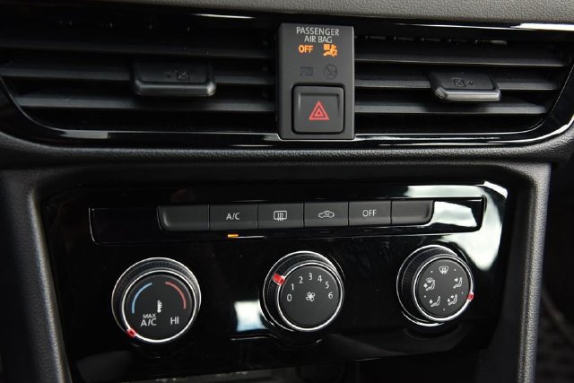 Used 2024 Volkswagen Taos S w/ MDO Package FWD image 15