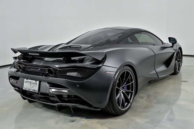 Used 2019 McLaren 720S RWD image 15