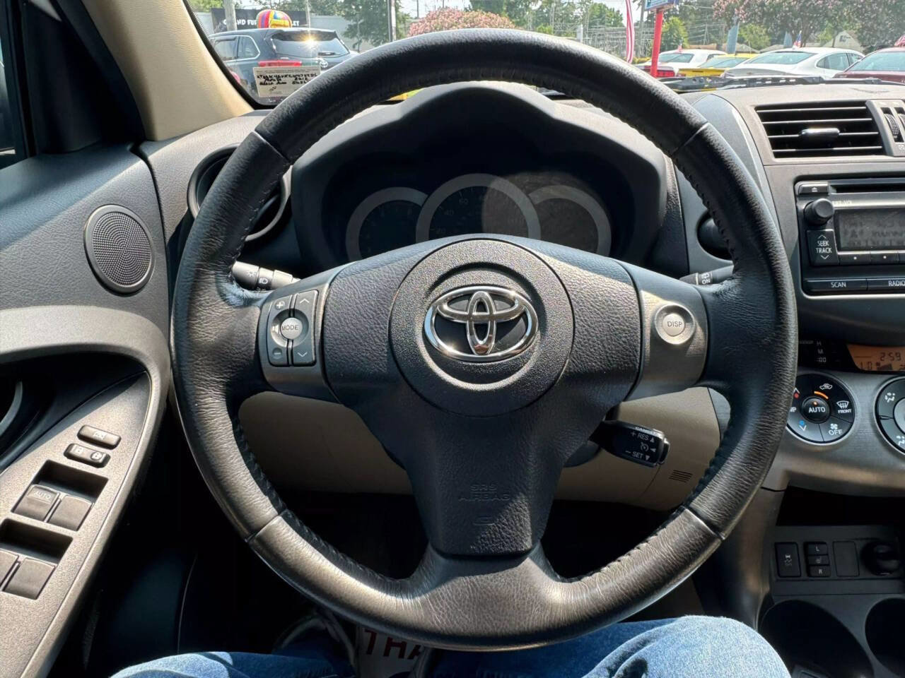 Used 2012 Toyota RAV4 Limited image 19