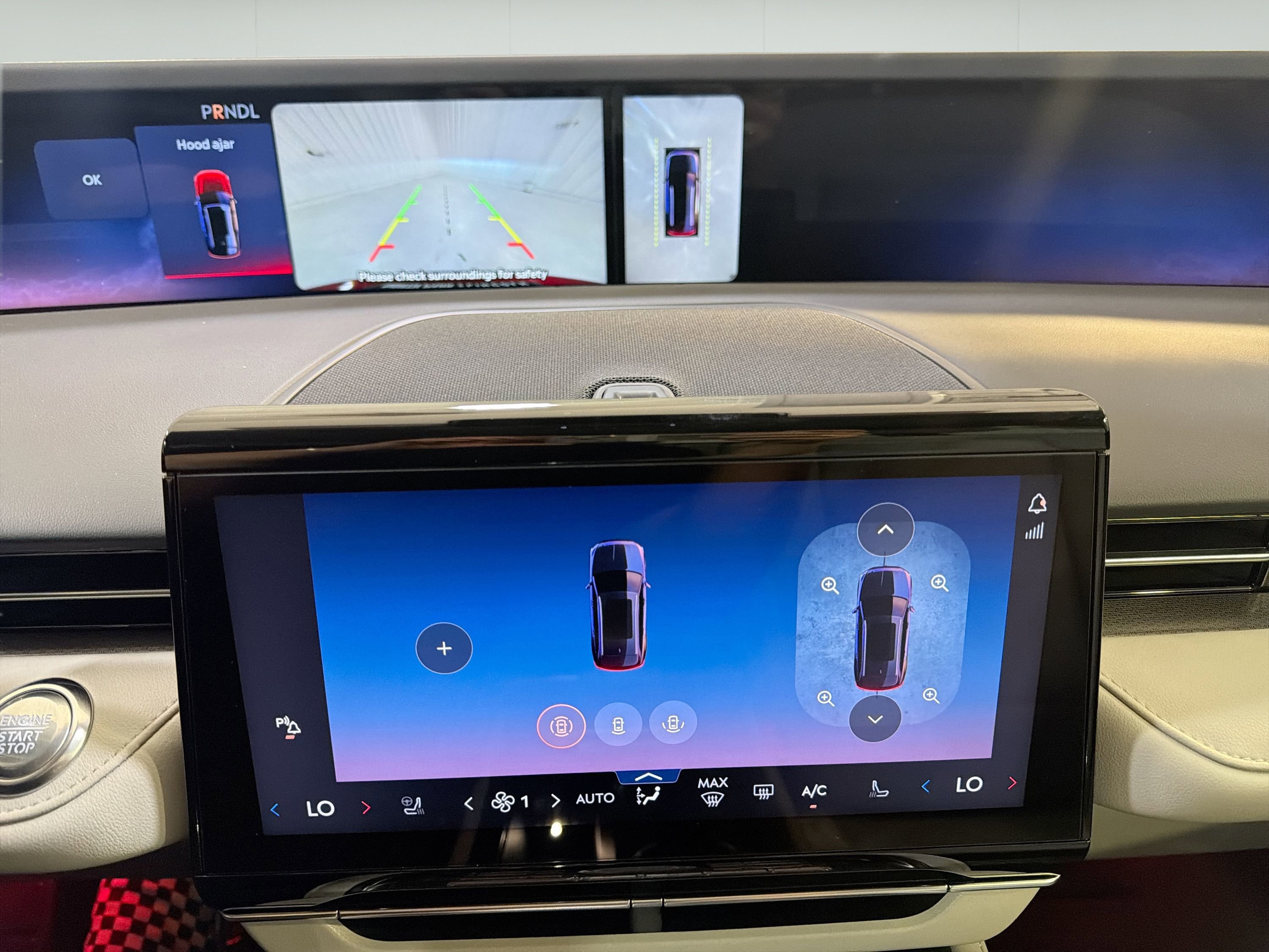 New 2026 Lincoln Nautilus Premier AWD/4WD image 18