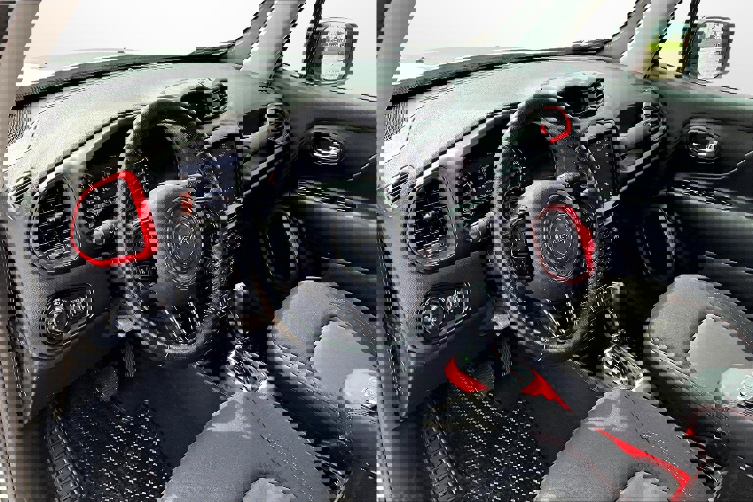 Used 2022 Jeep Renegade Trailhawk image 20