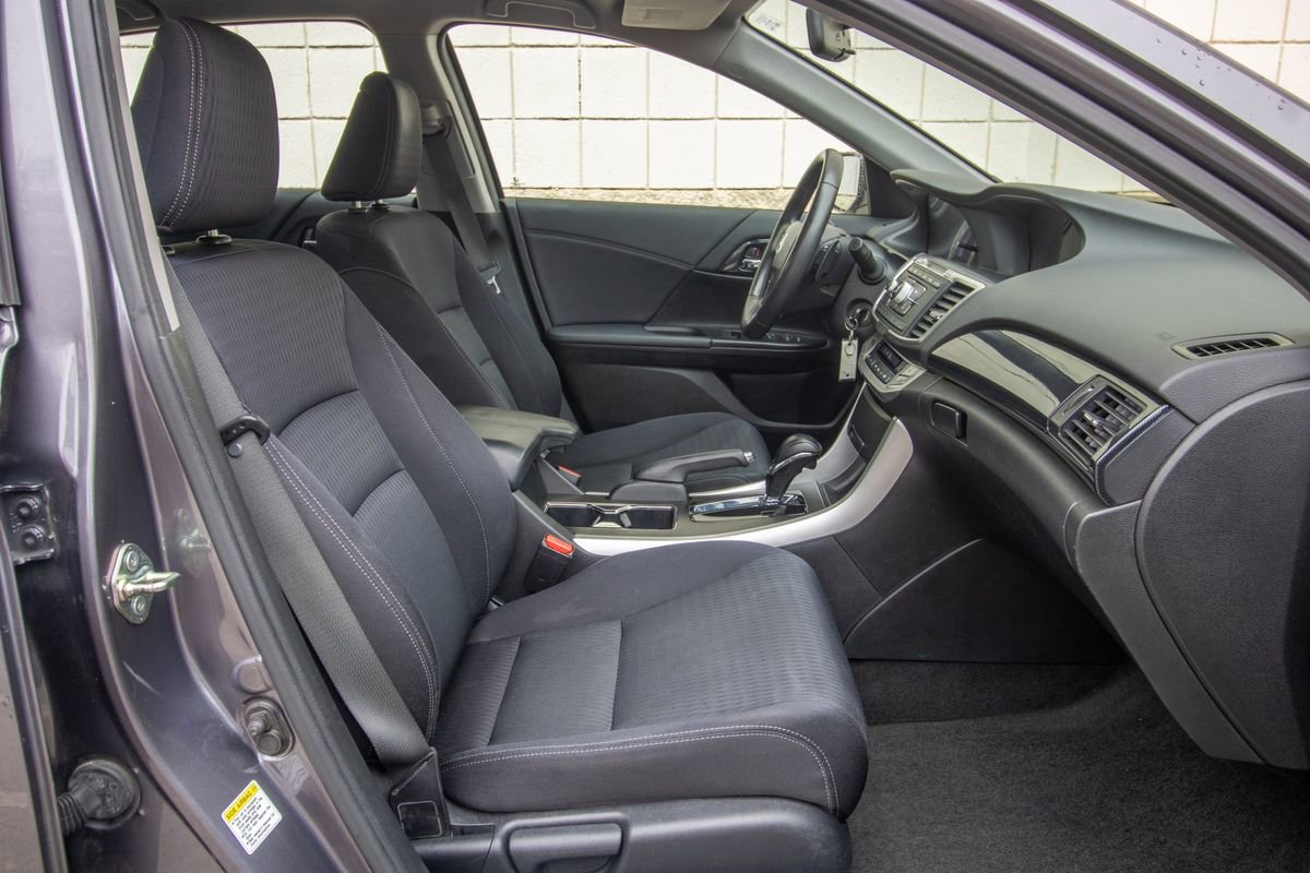 Used 2014 Honda Accord Sport image 21